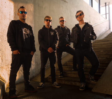 IMG 2400 360x320